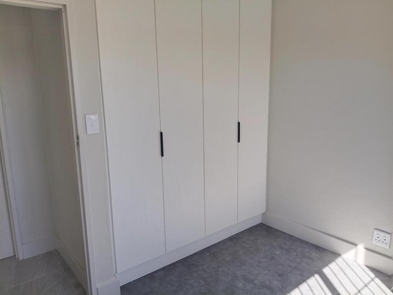 To Let 3 Bedroom Property for Rent in Peerless Park North Western Cape